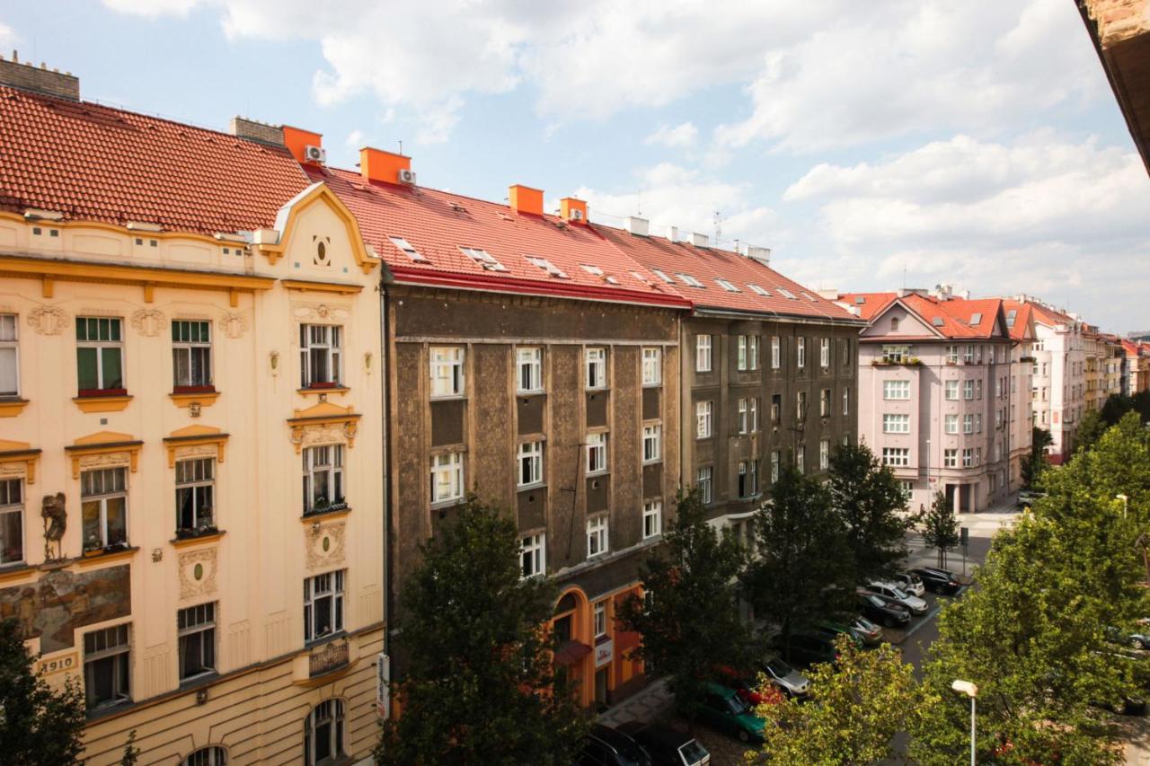 City Castle Aparthotel Прага Екстериор снимка